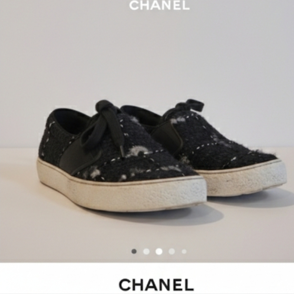 Chanel sneakers slip on Boucle women's 40 black slip on sneaker